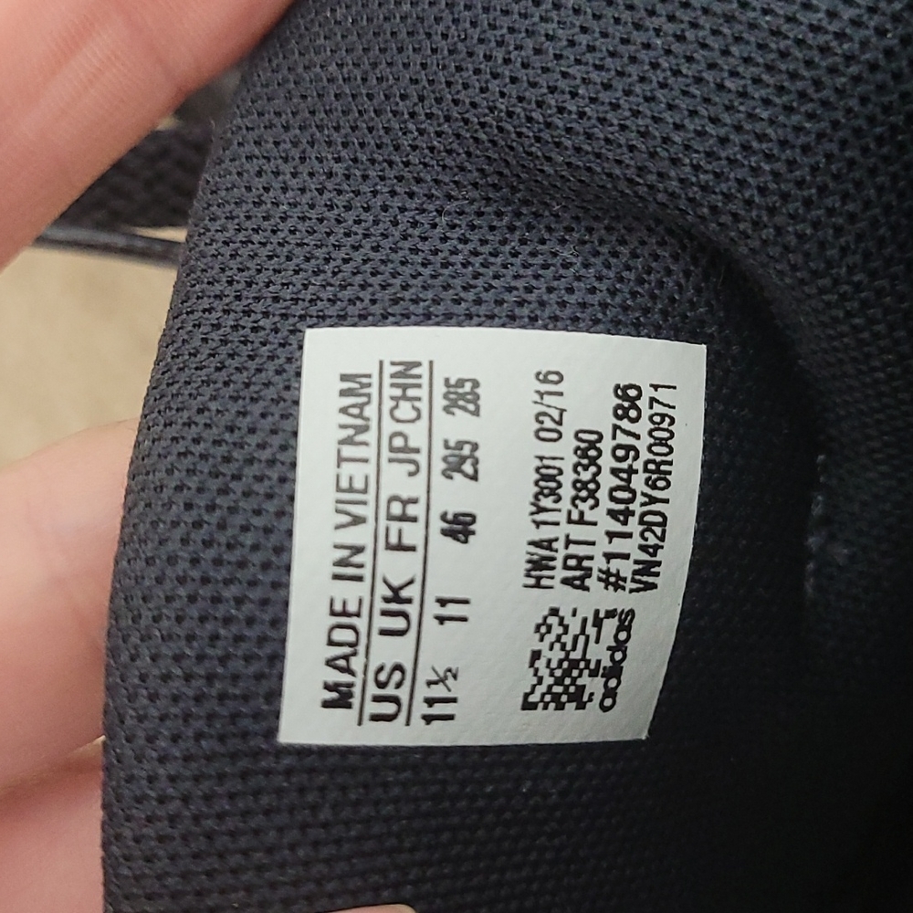 Adidas - Picture 6 of 6